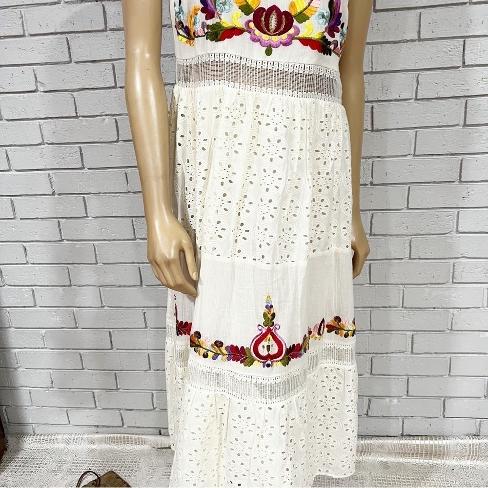 Asos Women’s Square Neck Midi Dress With Lace and‎ Floral Detail - Picture 6 of 11